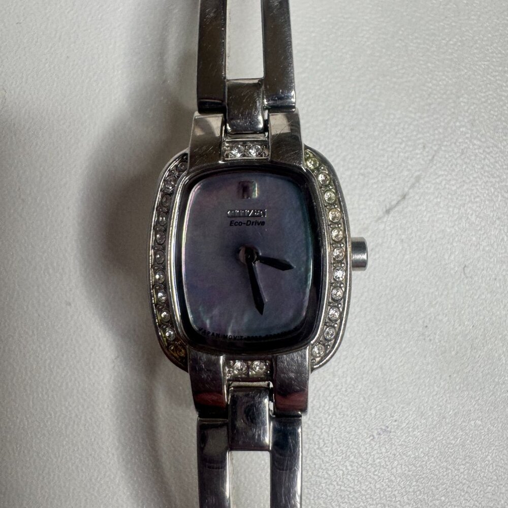 Citizen Silhouette Eco-Drive Ladies Watch, specifically model EW9930-56Y - Picture 3 of 3